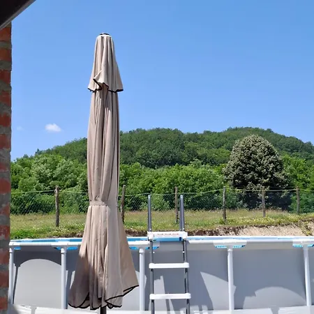 Vakantiehuis Vikendica Garaski Kutak *