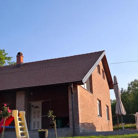 Vikendica Garaski Kutak * Arandelovac