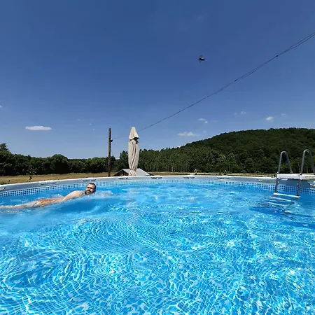 Vakantiehuis Vikendica Garaski Kutak *