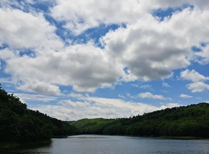 度假居 Vikendica Garaski Kutak 阿然德洛维克